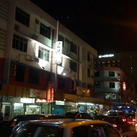 J &J Hotel 亞庇 外观 照片